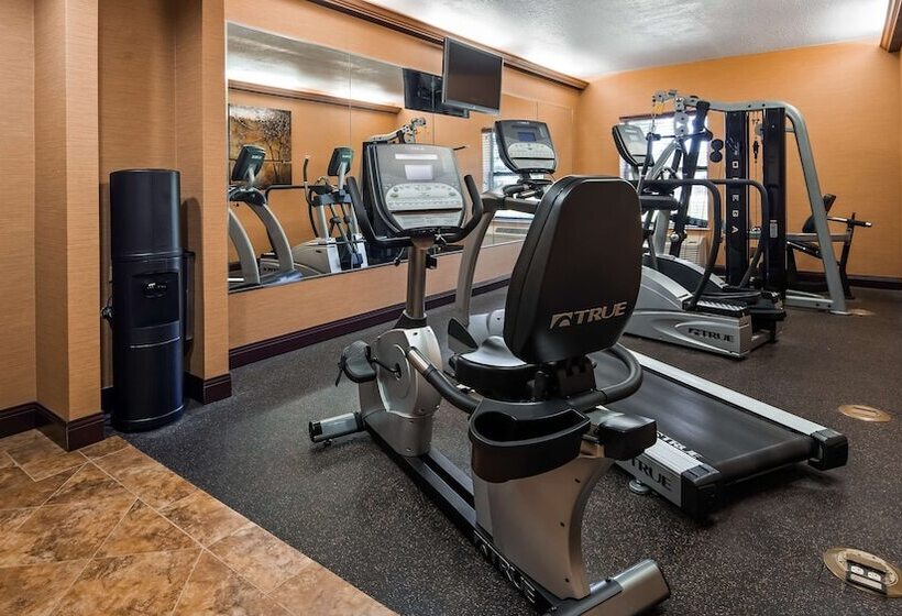 Отель Best Western Plus Midwest Inn & Suites