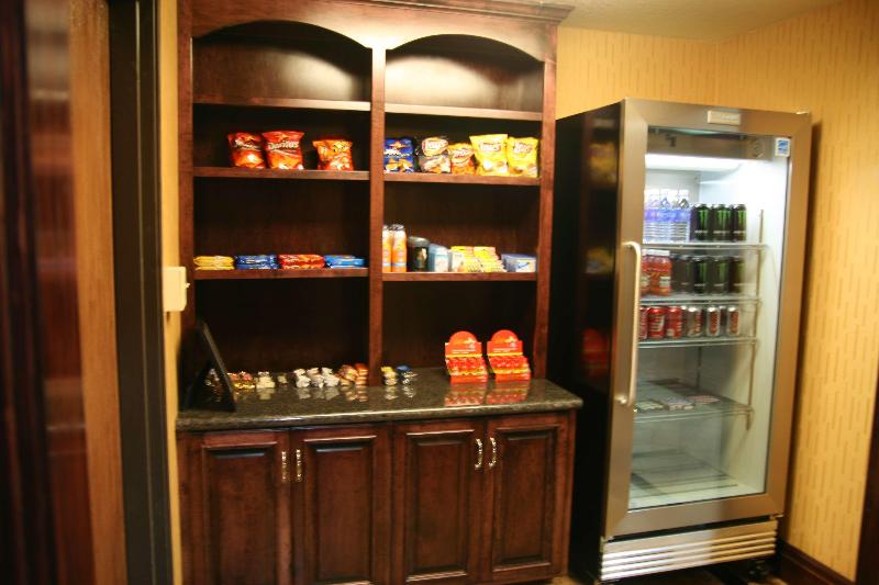 Отель Best Western Plus Midwest Inn & Suites