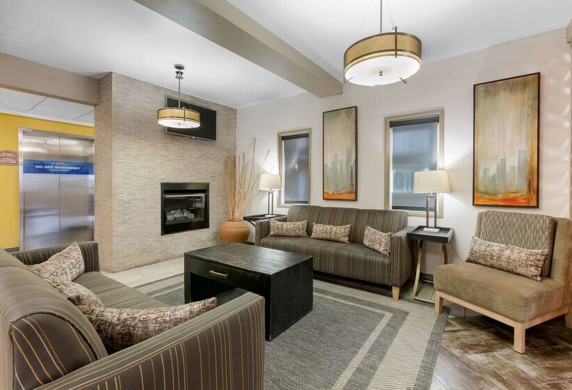 فندق Best Western Plus The Four Corners Inn