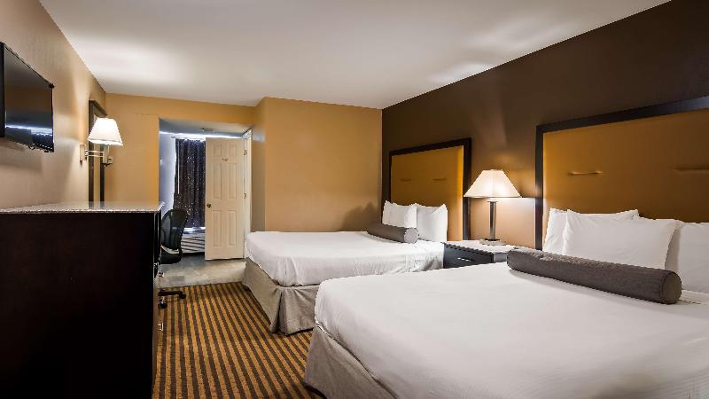 فندق Best Western Plus The Four Corners Inn