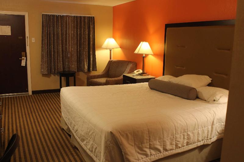فندق Best Western Plus The Four Corners Inn
