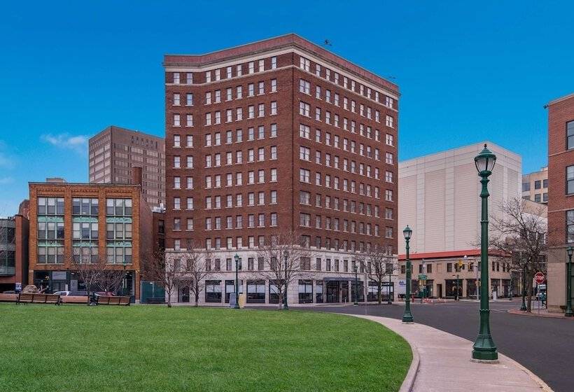 Best Western Syracuse Downtown Hotel And Suites