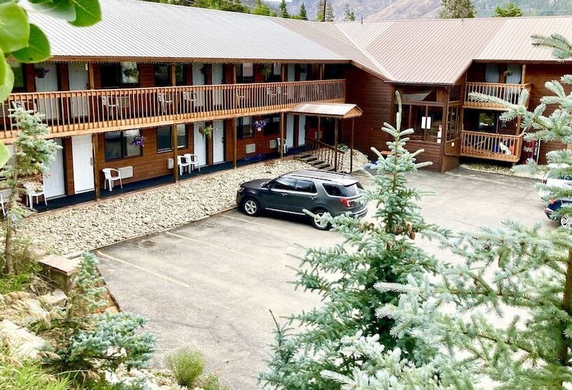 فندق Big Horn Lodge