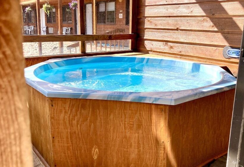 فندق Big Horn Lodge