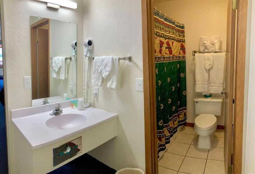 فندق Big Horn Lodge