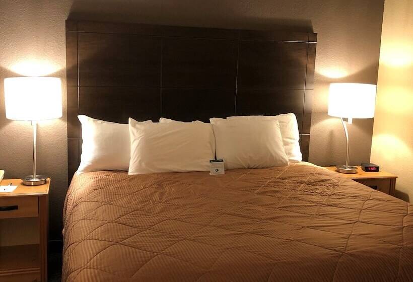 Boarders Inn And Suites By Cobblestone Hotels   Fayette