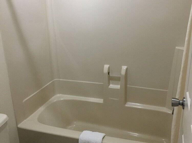 호텔 Budget Inn Nassawadox