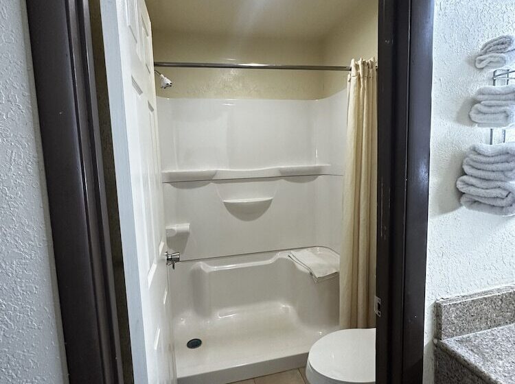 호텔 Budget Inn Nassawadox