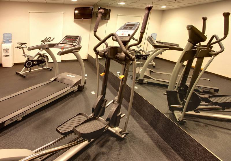 בית מלון כפרי City Express By Marriott Durango