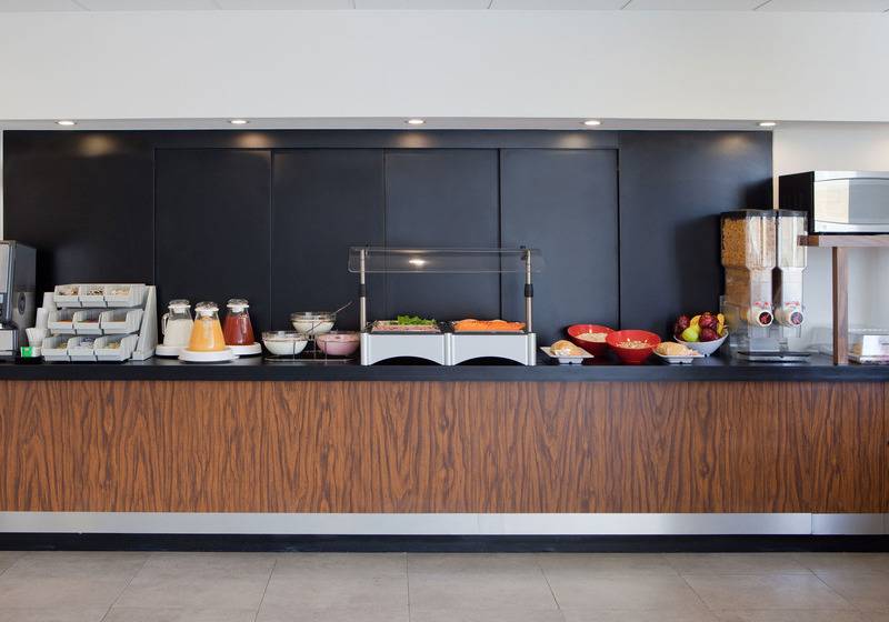 בית מלון כפרי City Express By Marriott Durango