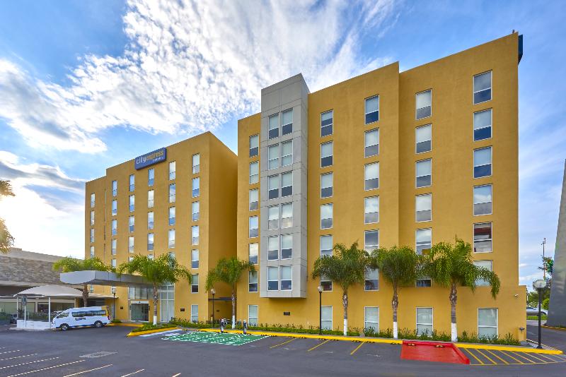 Отель City Express By Marriott Queretaro Jurica