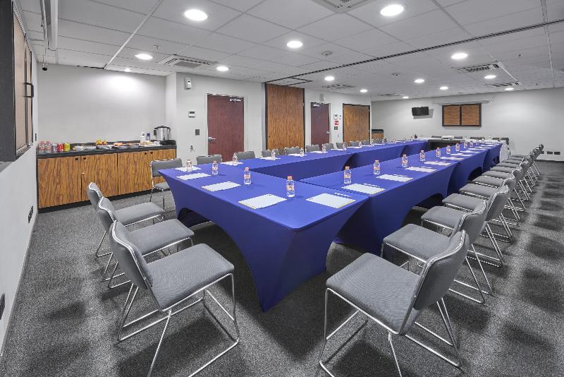 Отель City Express By Marriott Queretaro Jurica