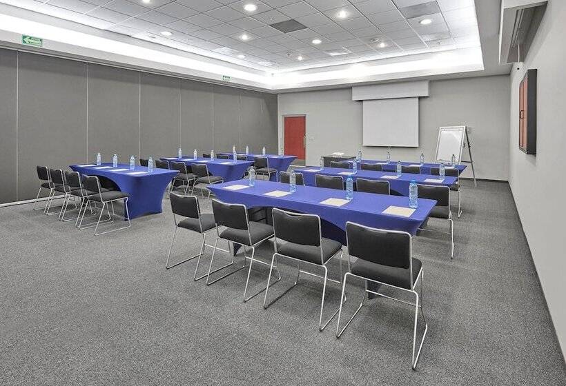 Отель City Express By Marriott Queretaro Jurica