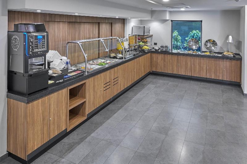 Отель City Express By Marriott Queretaro Jurica