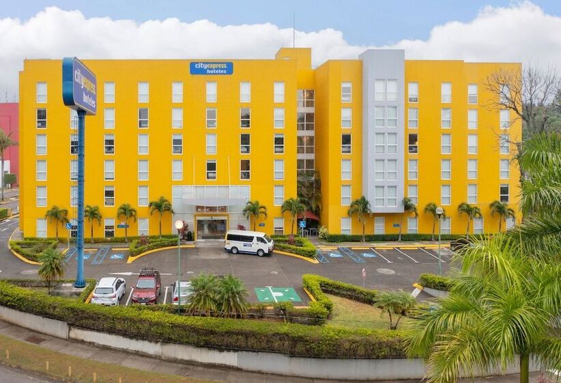 فندق City Express By Marriott San José Costa Rica