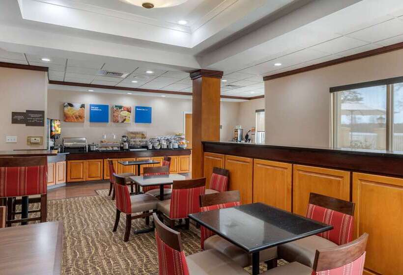 فندق Comfort Inn & Suites