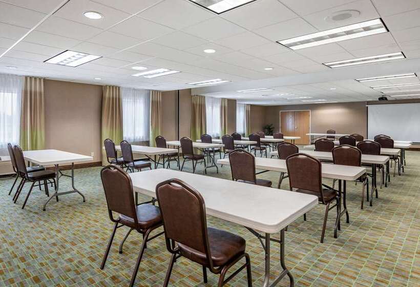 酒店 Comfort Suites North