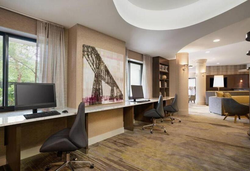 Отель Courtyard By Marriott Middletown Goshen