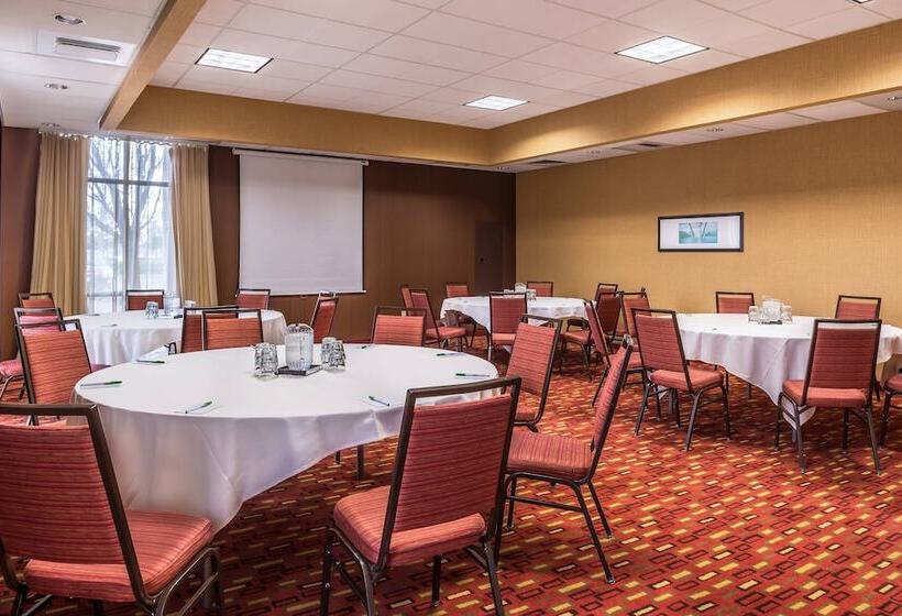 فندق Courtyard By Marriott Sacramento Midtown