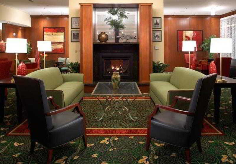 ホテル Courtyard Daytonuniversity Of Dayton