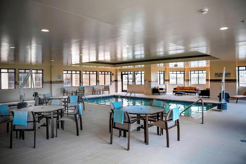 هتل Courtyard By Marriott Norfolk Downtown