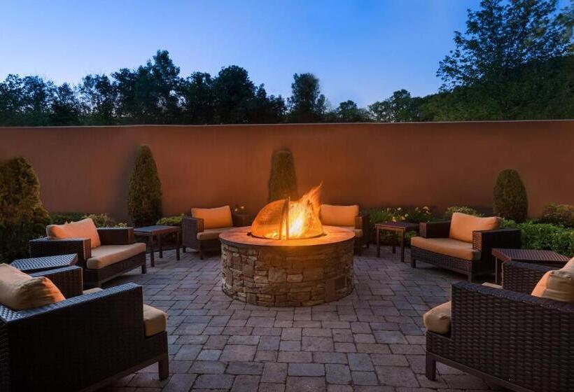 فندق Courtyard By Marriott Providence Lincoln