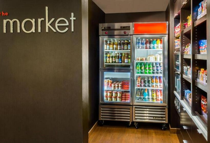 فندق Courtyard By Marriott Providence Lincoln