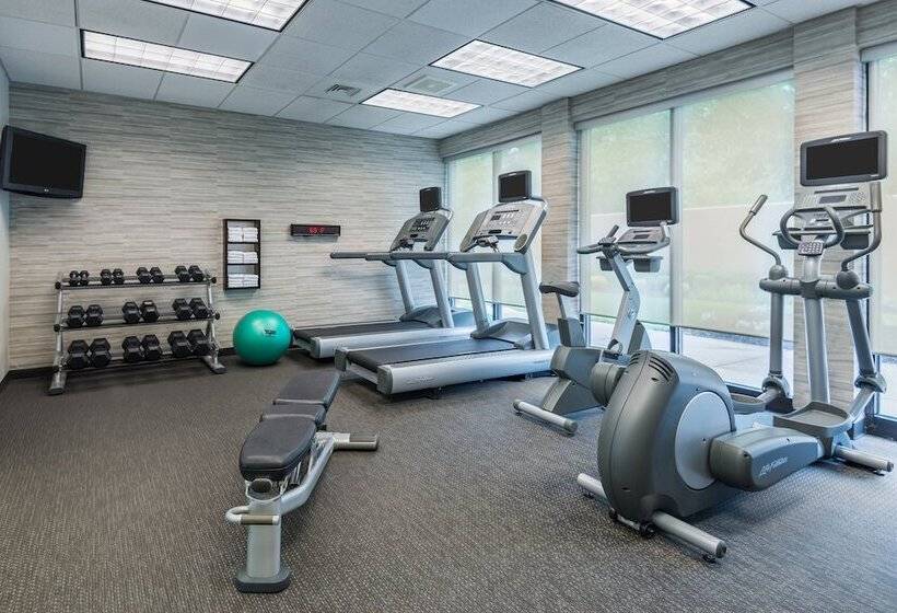 فندق Courtyard By Marriott Providence Lincoln