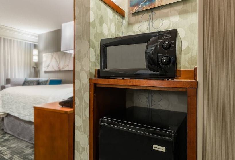 فندق Courtyard By Marriott Providence Lincoln