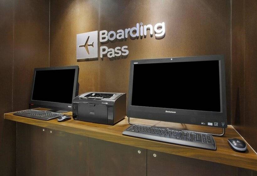 فندق Courtyard By Marriott Somerset