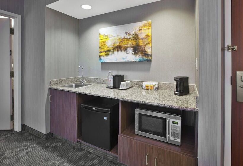 فندق Courtyard By Marriott Somerset