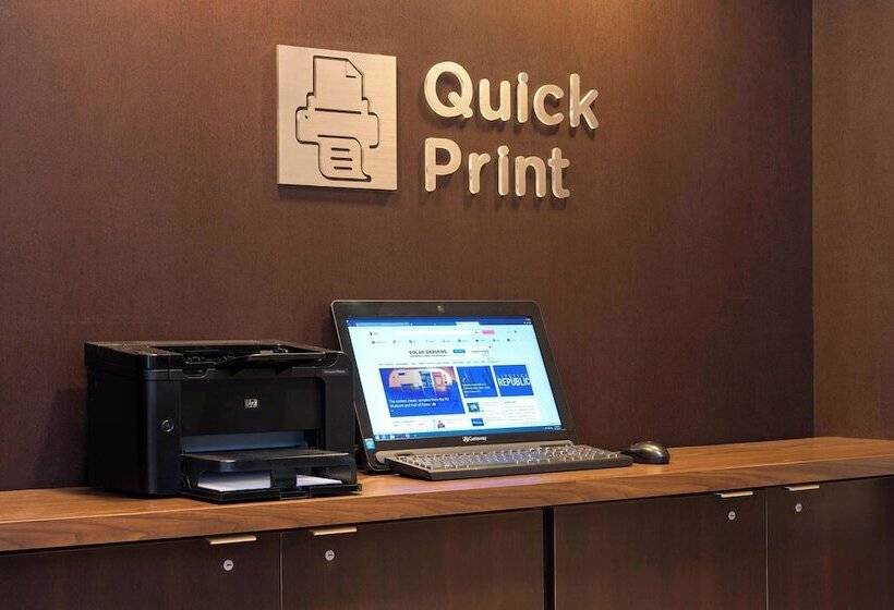 בית מלון כפרי Courtyard By Marriott Traverse City