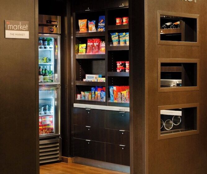 בית מלון כפרי Courtyard By Marriott Traverse City