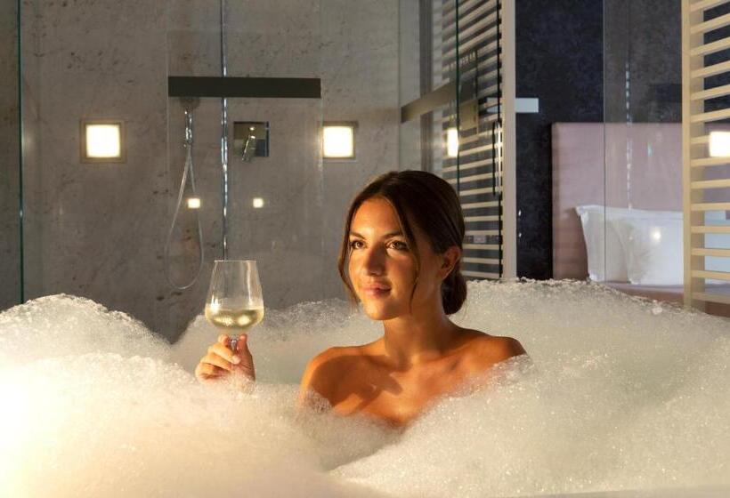 בית מלון כפרי D120