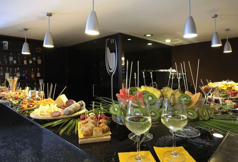 בית מלון כפרי D120