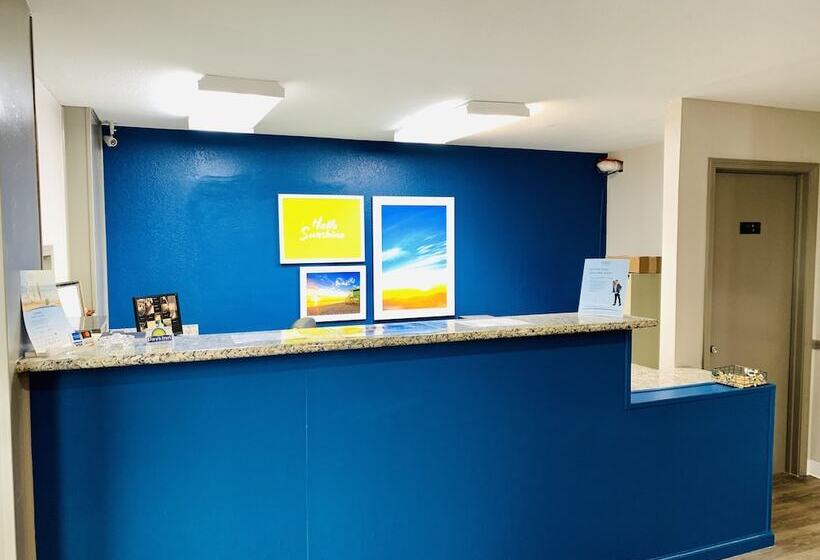 هتل Days Inn By Wyndham Ardmore