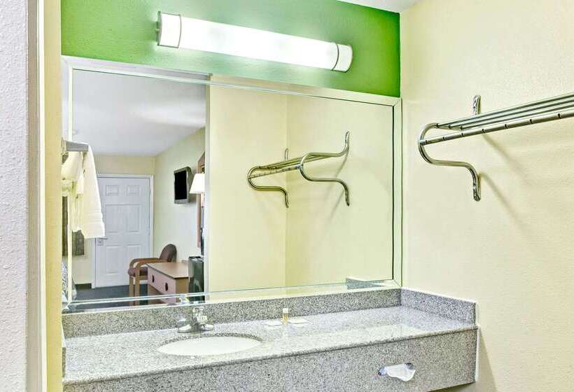 בית מלון כפרי Days Inn By Wyndham Baytown Tx