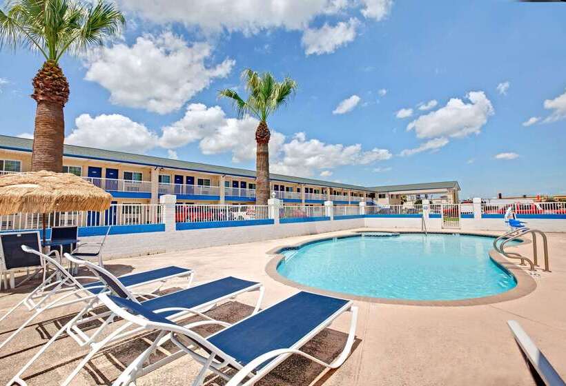 בית מלון כפרי Days Inn By Wyndham Baytown Tx