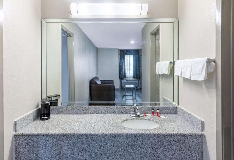 酒店 Days Inn By Wyndham Baytown Tx