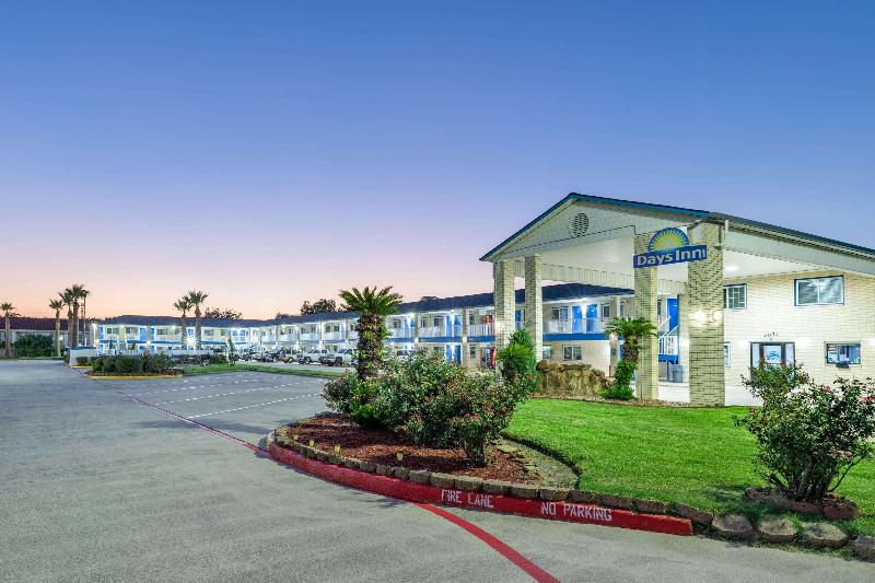 בית מלון כפרי Days Inn By Wyndham Baytown Tx