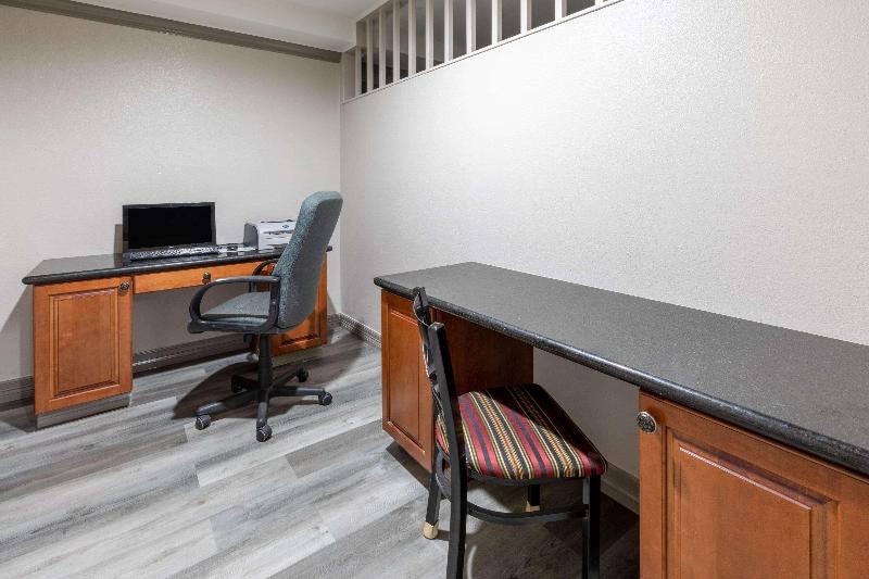 酒店 Days Inn By Wyndham Baytown Tx