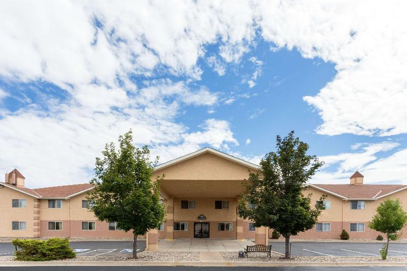 فندق Days Inn By Wyndham Colorado Springs Airport