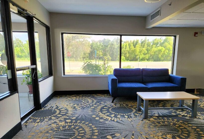 فندق Days Inn By Wyndham Laplace New Orleans