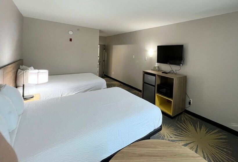 فندق Days Inn By Wyndham Laplace New Orleans