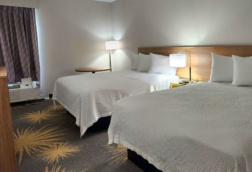 فندق Days Inn By Wyndham Laplace New Orleans
