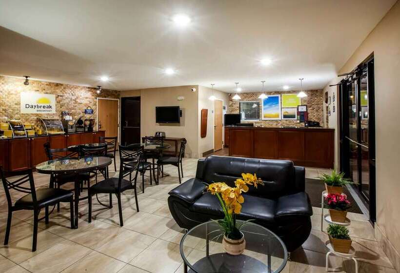 בית מלון כפרי Days Inn By Wyndham Sulphur La