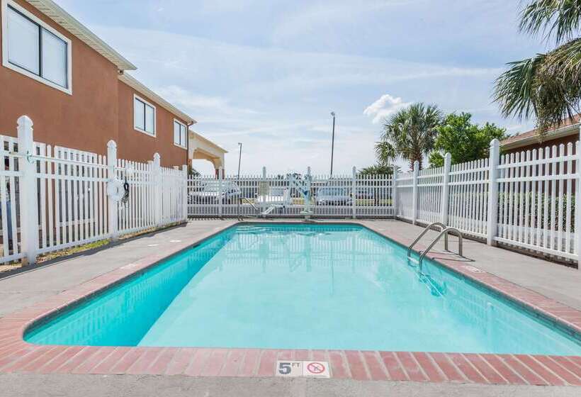 בית מלון כפרי Days Inn By Wyndham Sulphur La