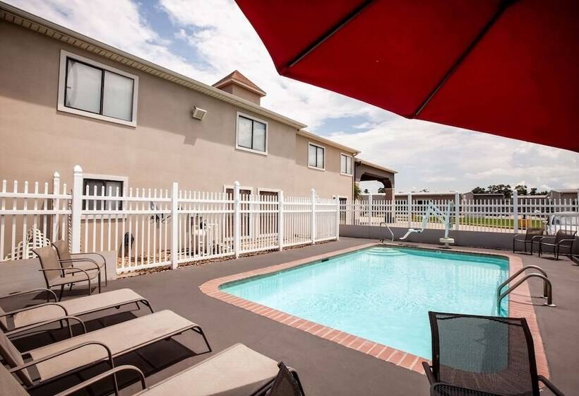 בית מלון כפרי Days Inn By Wyndham Sulphur La