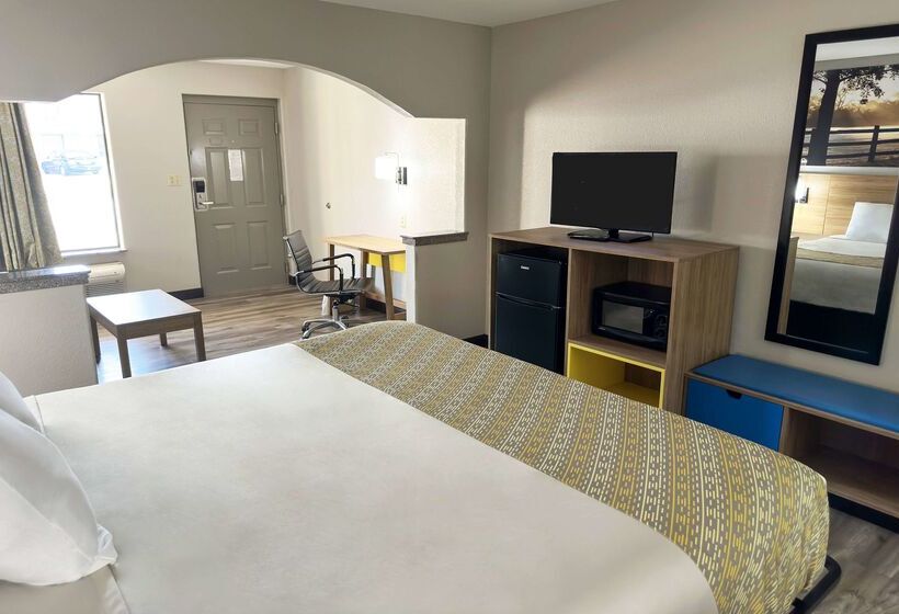 فندق Days Inn & Suites By Wyndham Opelousas