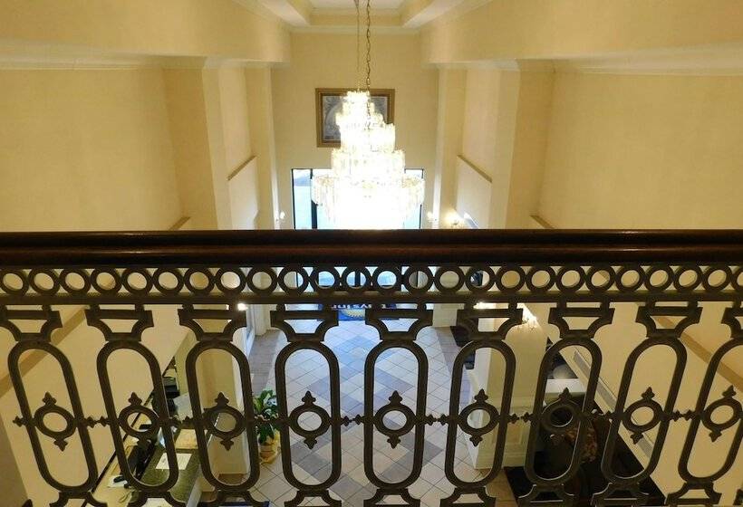 فندق Days Inn & Suites By Wyndham Pocahontas